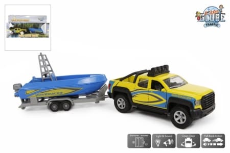 terreinwagen met boot
